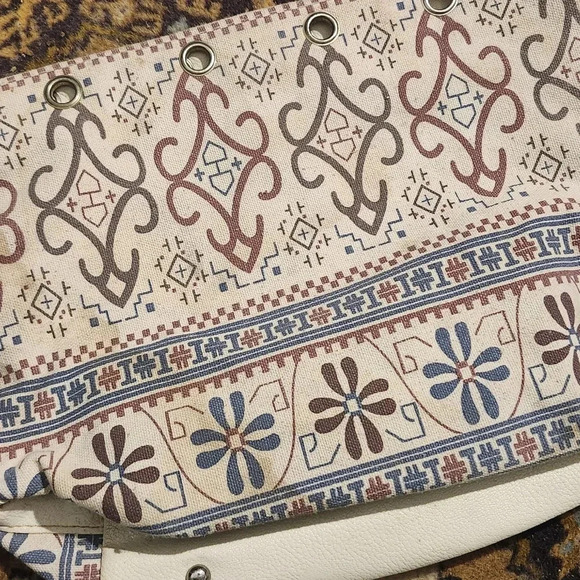 New no strap purse - Picture 2 of 3